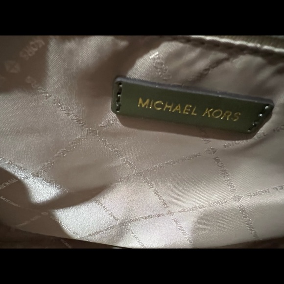 NWOT Michael Kors Center Stripe Morgan Large Tote Olive Multi - Picture 14 of 15